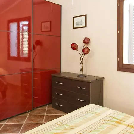 Casa vacanze Claudia With Private Pool And Great View Tergu